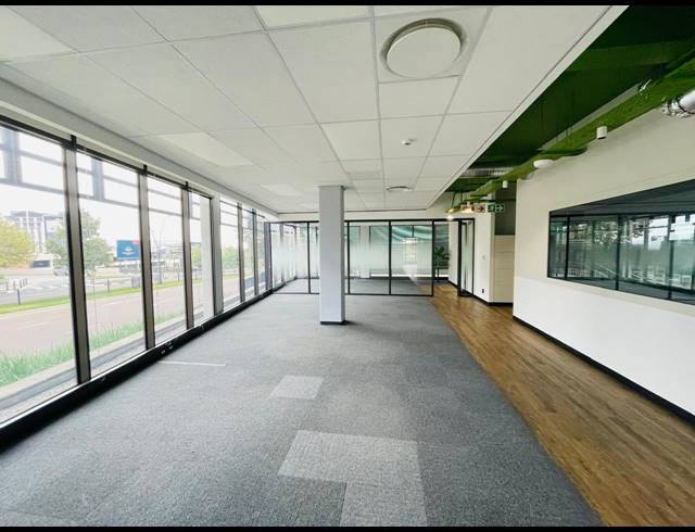 457M² OFFICE TO LET IN WATERFALL